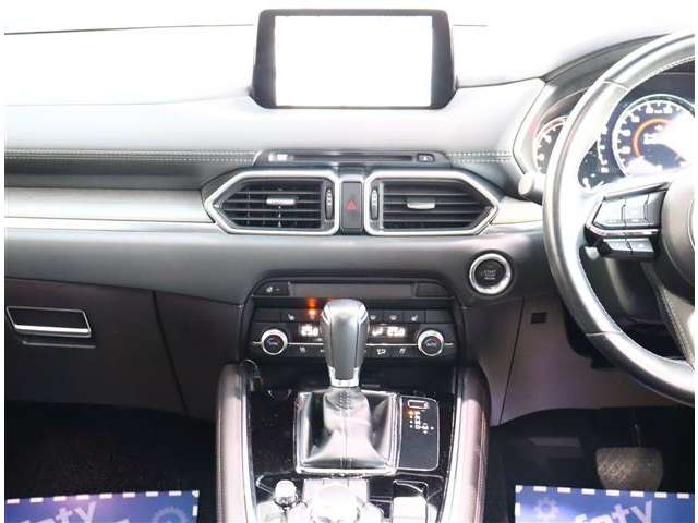 マツダ ＣＸ−８ ２．２ ＸＤ Ｌパッケージ ディーゼルターボ R2年 (関東) 99