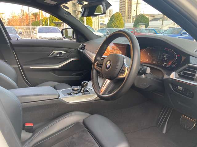 ＢＭＷ ３シリーズ ３２０Ｄ Ｘドライブ Ｍスポーツ ディーゼルターボ ４ＷＤ R1年 (近畿) 99