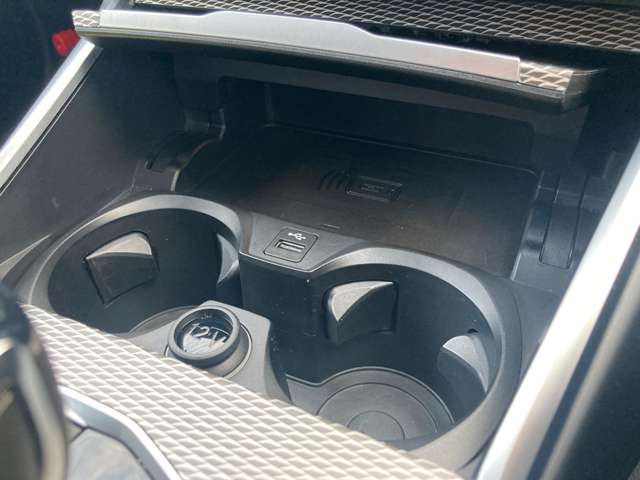 ＢＭＷ ３シリーズ ３２０Ｄ Ｘドライブ Ｍスポーツ ディーゼルターボ ４ＷＤ R1年 (近畿) 99