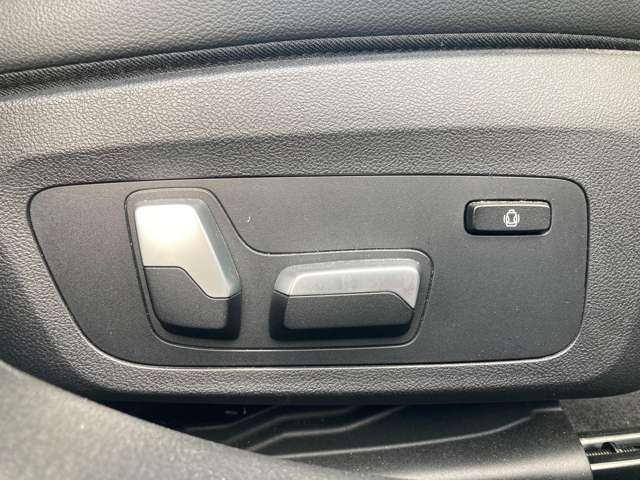 ＢＭＷ ３シリーズ ３２０Ｄ Ｘドライブ Ｍスポーツ ディーゼルターボ ４ＷＤ R1年 (近畿) 99