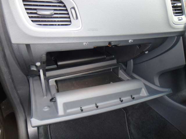 ボルボ Ｓ６０ Ｄ４ クラシック ディーゼルターボ H30年 (東北) 99