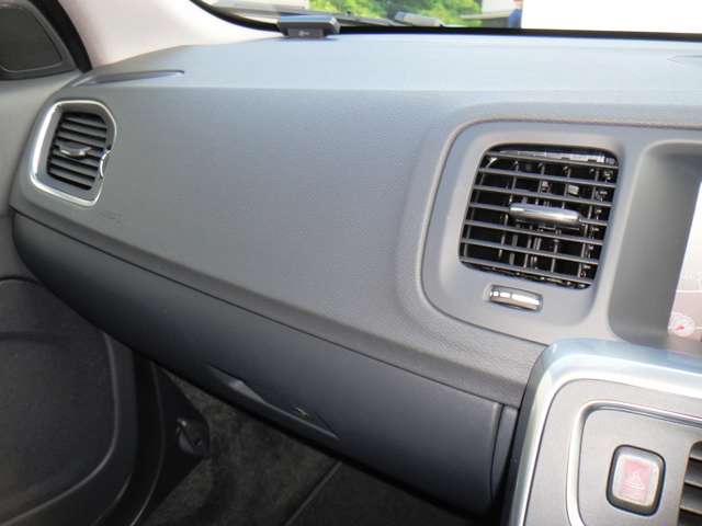 ボルボ Ｓ６０ Ｄ４ クラシック ディーゼルターボ H30年 (東北) 99