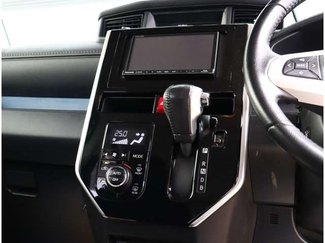 トヨタ ルーミー カスタムＧ−Ｔ H29年 (関東) 99