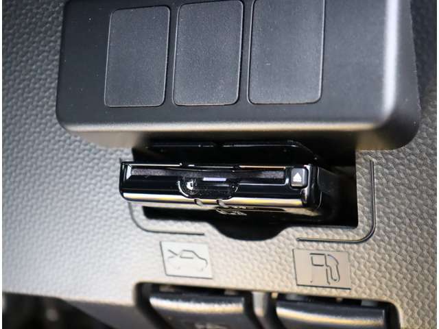 トヨタ ルーミー カスタムＧ−Ｔ H29年 (関東) 99