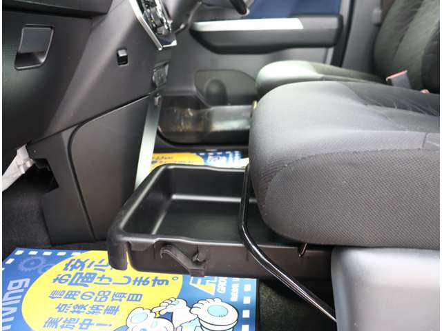 トヨタ ルーミー カスタムＧ−Ｔ H29年 (関東) 99