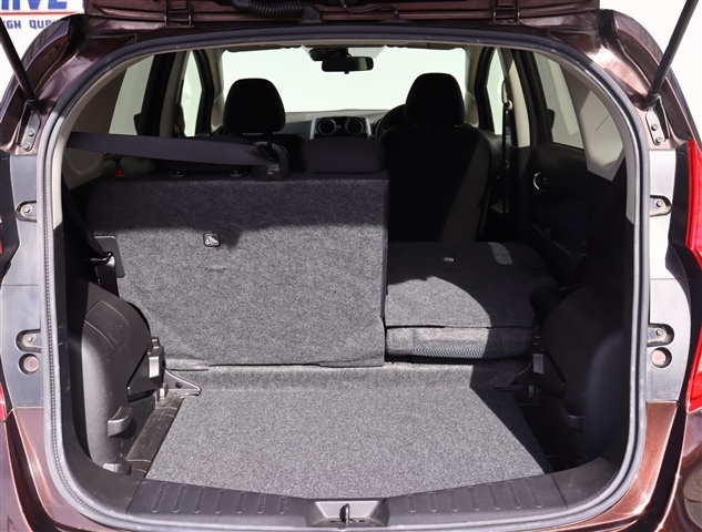 日産 ノート １．２ Ｘ ＤＩＧ－Ｓ エアロスタイル H27年 (関東) 99