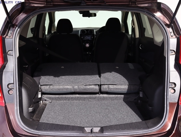 日産 ノート １．２ Ｘ ＤＩＧ－Ｓ エアロスタイル H27年 (関東) 99