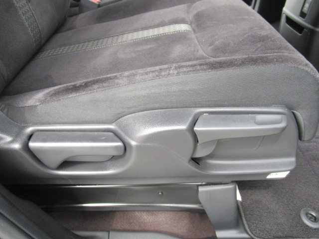 ホンダ Ｎ　ＢＯＸ カスタム ６６０ Ｇ Ｌ ホンダセンシング R2年 (関東) 99