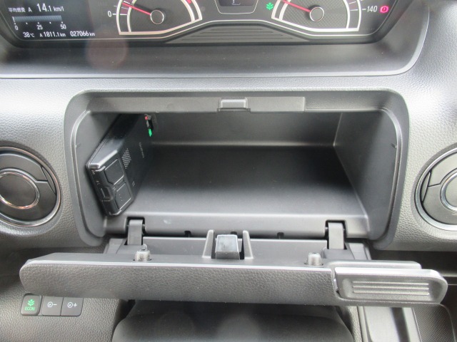 ホンダ Ｎ　ＢＯＸ カスタム ６６０ Ｇ Ｌ ホンダセンシング R2年 (関東) 99