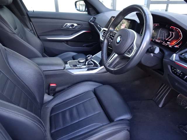 ＢＭＷ ３シリーズ ３２０Ｄ Ｘドライブ Ｍスポーツ ディーゼルターボ ４ＷＤ R4年 (近畿) 99