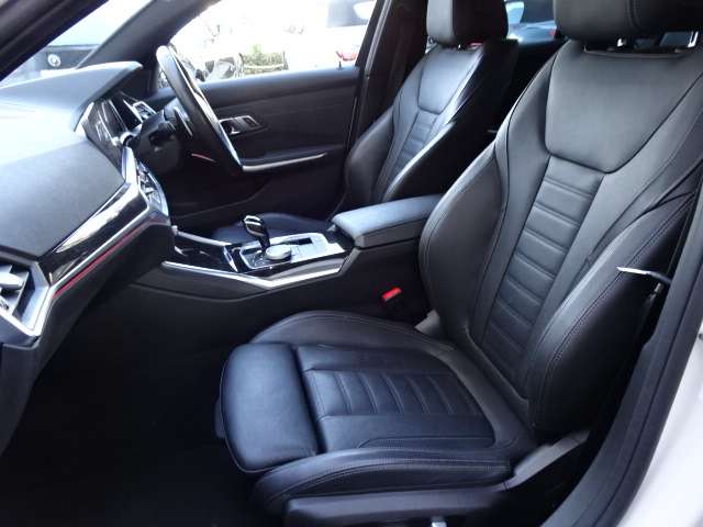 ＢＭＷ ３シリーズ ３２０Ｄ Ｘドライブ Ｍスポーツ ディーゼルターボ ４ＷＤ R4年 (近畿) 99