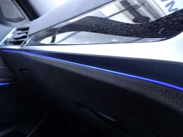 ＢＭＷ ３シリーズ ３２０Ｄ Ｘドライブ Ｍスポーツ ディーゼルターボ ４ＷＤ R4年 (近畿) 99