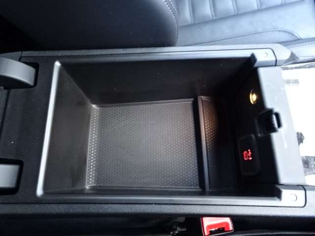 ＢＭＷ ３シリーズ ３２０Ｄ Ｘドライブ Ｍスポーツ ディーゼルターボ ４ＷＤ R4年 (近畿) 99