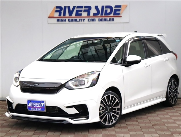 ホンダ フィット　ハイブリッド １．５ Ｅ：ＨＥＶ ホーム R3年 (関東) 99