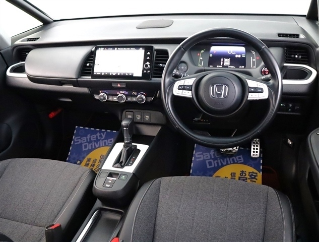 ホンダ フィット　ハイブリッド １．５ Ｅ：ＨＥＶ ホーム R3年 (関東) 99