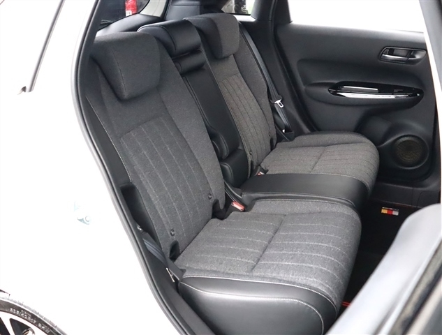 ホンダ フィット　ハイブリッド １．５ Ｅ：ＨＥＶ ホーム R3年 (関東) 99