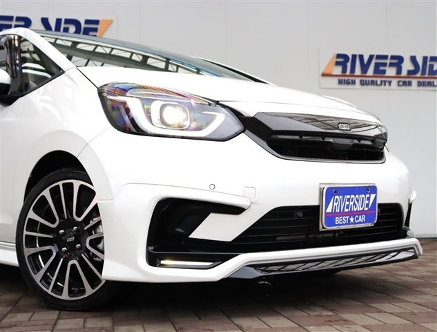 ホンダ フィット　ハイブリッド １．５ Ｅ：ＨＥＶ ホーム R3年 (関東) 99