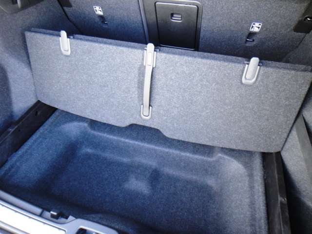 ボルボ ＸＣ４０ Ｔ４ ＡＷＤ インスクリプション ４ＷＤ H30年 (東北) 99