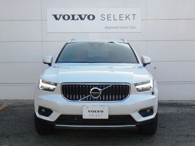 ボルボ ＸＣ４０ Ｔ４ ＡＷＤ インスクリプション ４ＷＤ H30年 (東北) 99