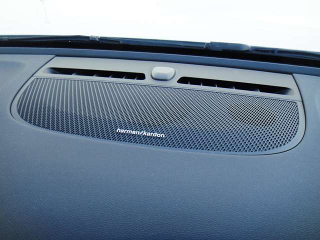 ボルボ ＸＣ４０ Ｔ４ ＡＷＤ インスクリプション ４ＷＤ H30年 (東北) 99