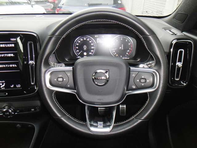 ボルボ ＸＣ４０ Ｔ５ ＡＷＤ Ｒデザイン ４ＷＤ H30年 (東北) 99