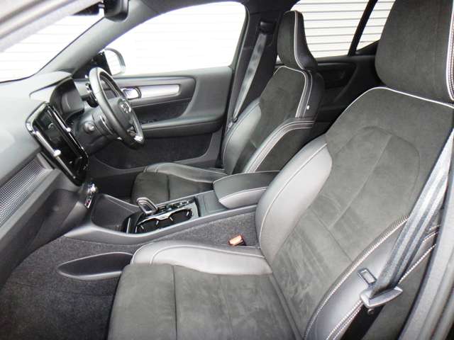 ボルボ ＸＣ４０ Ｔ５ ＡＷＤ Ｒデザイン ４ＷＤ H30年 (東北) 99