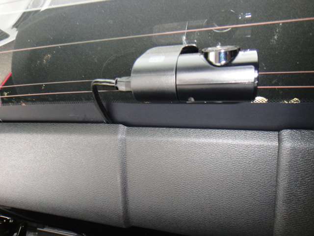 ボルボ ＸＣ４０ Ｔ５ ＡＷＤ Ｒデザイン ４ＷＤ H30年 (東北) 99