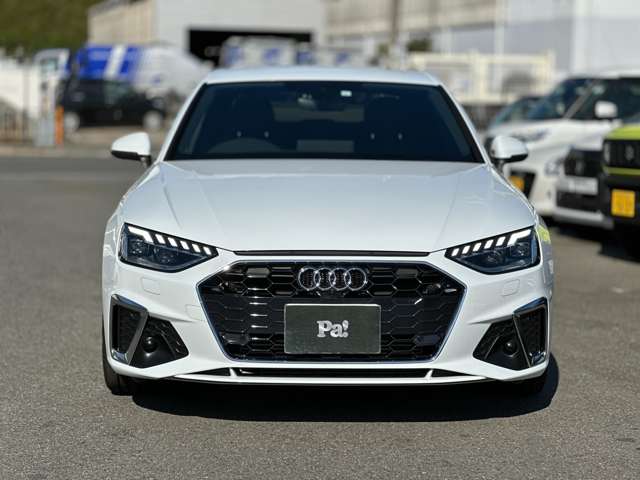 アウディ Ａ４ ３５　ＴＦＳＩ　Ｓライン R5年 (近畿) 99