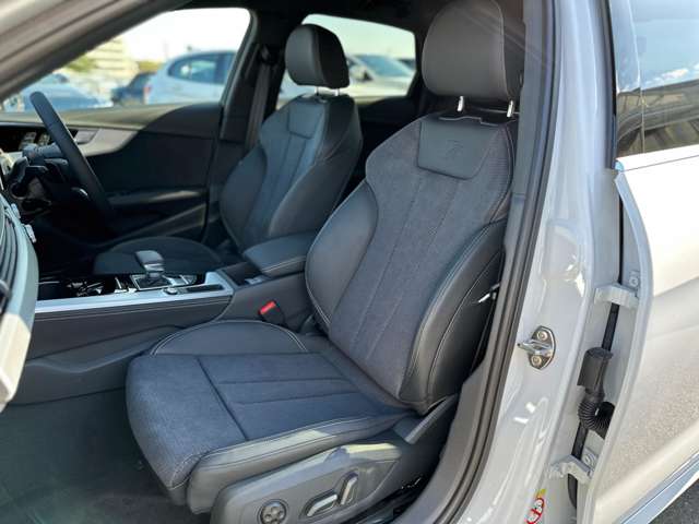 アウディ Ａ４ ３５　ＴＦＳＩ　Ｓライン R5年 (近畿) 99