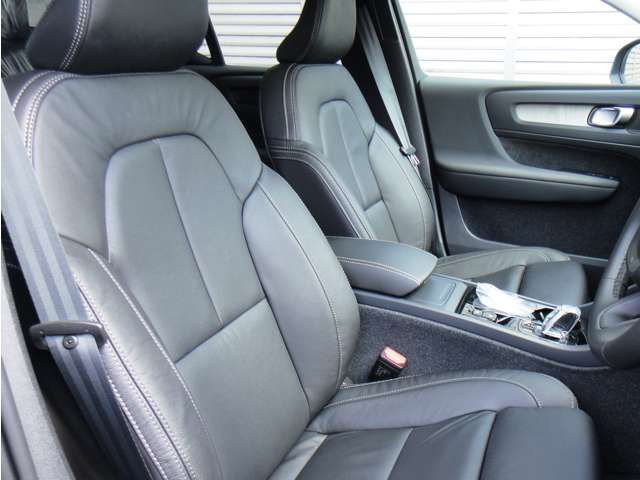 ボルボ ＸＣ４０ アルティメット Ｂ４ ＡＷＤ ４ＷＤ R5年 (東北) 99