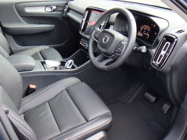 ボルボ ＸＣ４０ アルティメット Ｂ４ ＡＷＤ ４ＷＤ R5年 (東北) 99