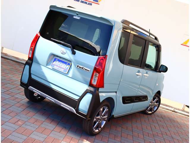 ダイハツ タント ６６０ ファンクロスターボ R5年 (関東) 99