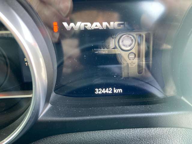 ジープ ラングラー　アンリミテッド アンリミテッド サハラ ３．６Ｌ ４ＷＤ R1年 (東北) 99