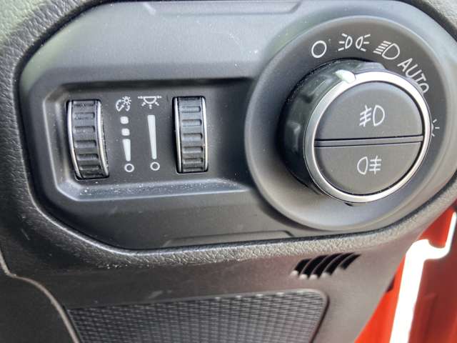 ジープ ラングラー　アンリミテッド アンリミテッド サハラ ３．６Ｌ ４ＷＤ R1年 (東北) 99