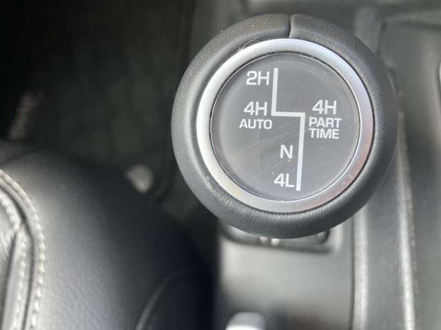 ジープ ラングラー　アンリミテッド アンリミテッド サハラ ３．６Ｌ ４ＷＤ R1年 (東北) 99