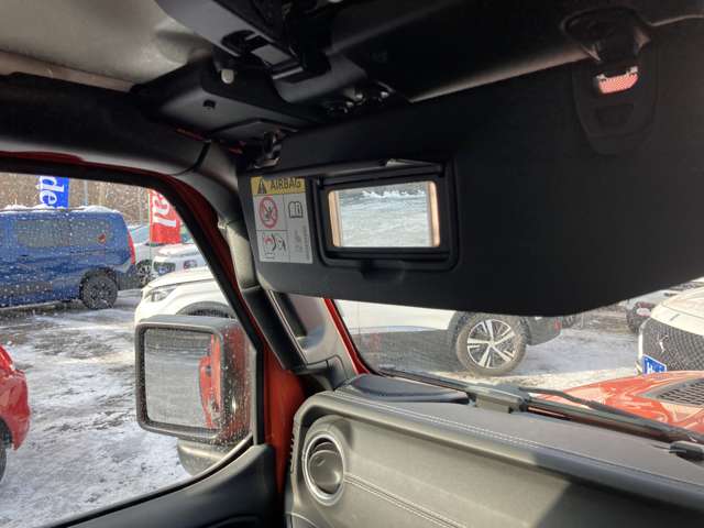 ジープ ラングラー　アンリミテッド アンリミテッド サハラ ３．６Ｌ ４ＷＤ R1年 (東北) 99