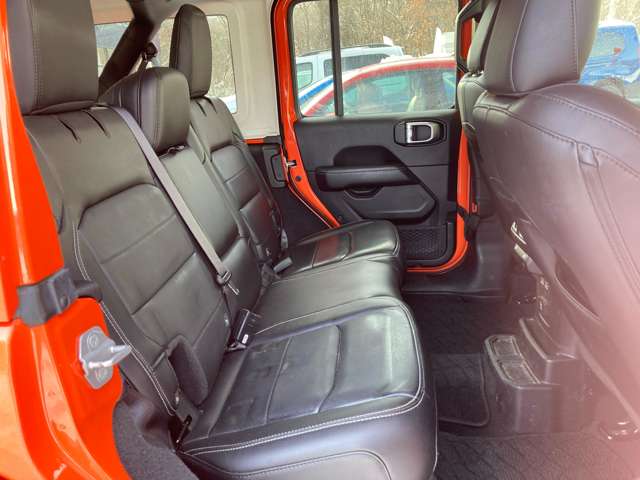 ジープ ラングラー　アンリミテッド アンリミテッド サハラ ３．６Ｌ ４ＷＤ R1年 (東北) 99