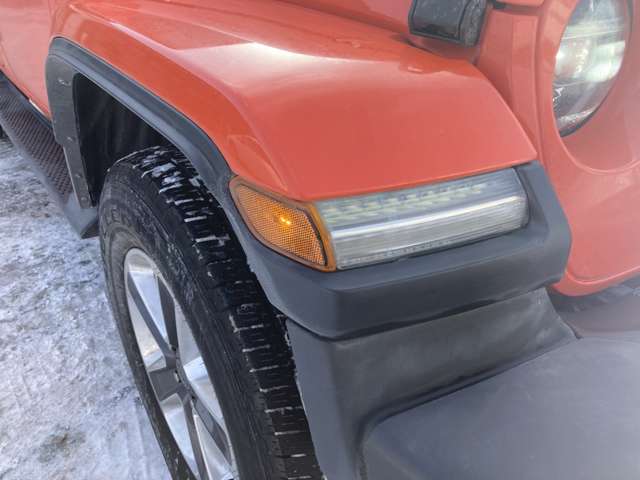 ジープ ラングラー　アンリミテッド アンリミテッド サハラ ３．６Ｌ ４ＷＤ R1年 (東北) 99