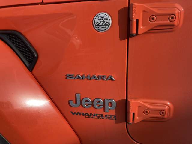 ジープ ラングラー　アンリミテッド アンリミテッド サハラ ３．６Ｌ ４ＷＤ R1年 (東北) 99