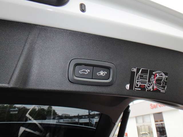 ボルボ ＸＣ４０ Ｔ４ ＡＷＤ インスクリプション ４ＷＤ R1年 (東北) 99