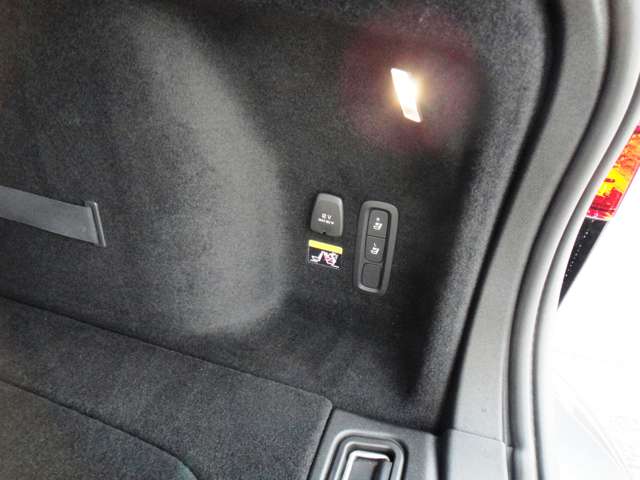 ボルボ Ｖ６０ Ｔ５　インスクリプション R1年 (東北) 99