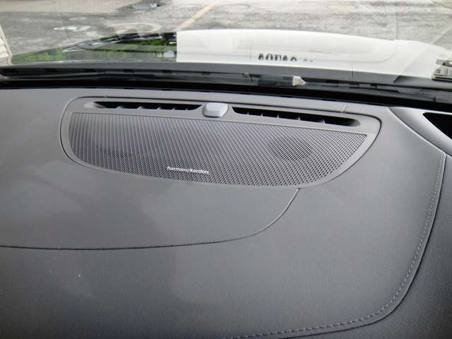 ボルボ Ｖ６０ Ｔ５　インスクリプション R1年 (東北) 99