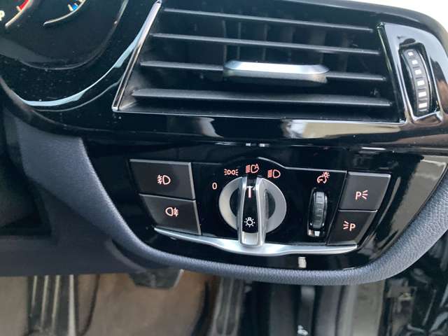 ＢＭＷ ５シリーズ ５３０Ｉ エディション ＭＩＳＳＩＯＮ ＩＭＰＯＳＳＩＢＬＥ H30年 (近畿) 99