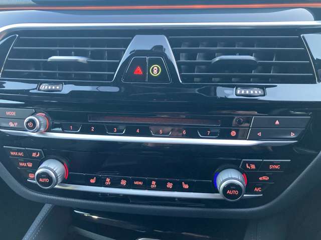 ＢＭＷ ５シリーズ ５３０Ｉ エディション ＭＩＳＳＩＯＮ ＩＭＰＯＳＳＩＢＬＥ H30年 (近畿) 99