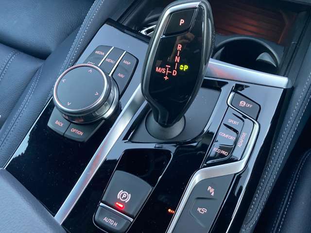 ＢＭＷ ５シリーズ ５３０Ｉ エディション ＭＩＳＳＩＯＮ ＩＭＰＯＳＳＩＢＬＥ H30年 (近畿) 99