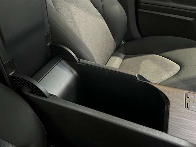 トヨタ カムリ ２．５ Ｇ Ｅ－ＦＯＵＲ ４ＷＤ R3年 (北海道) 99