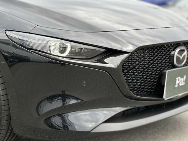 マツダ ＭＡＺＤＡ３　ファストバック １．８ ＸＤ ブラックトーンエディション ディーゼルターボ R5年 (近畿) 99