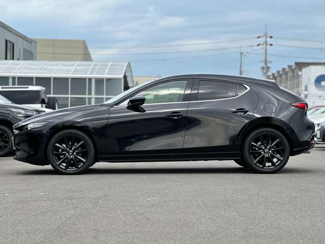 マツダ ＭＡＺＤＡ３　ファストバック １．８ ＸＤ ブラックトーンエディション ディーゼルターボ R5年 (近畿) 99