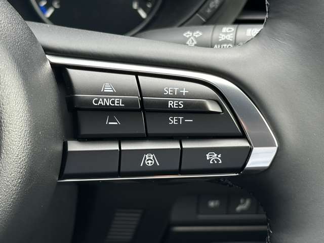 マツダ ＭＡＺＤＡ３　ファストバック １．８ ＸＤ ブラックトーンエディション ディーゼルターボ R5年 (近畿) 99