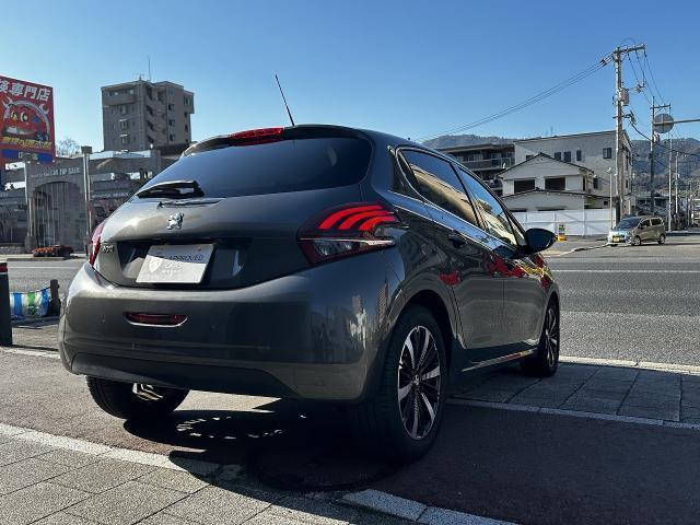 プジョー ２０８ アリュール　ファンエディション R2年 (中国) 99